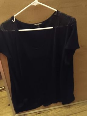 Cable & Gauge Black Short Sleeve Layered Top